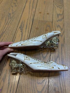 Vintage White Leather Slingback Mules with Gold Stud Embellishments